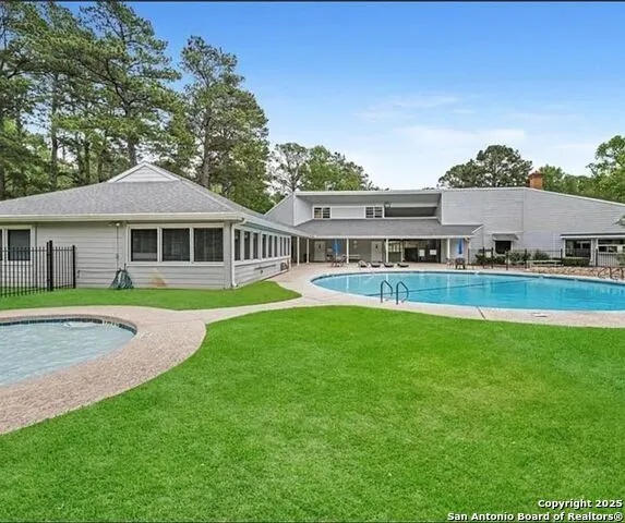 91 Twinstone Cir Coldspring, TX 77331