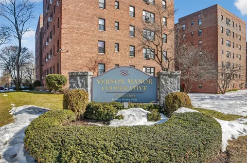 2 Fisher Drive #318