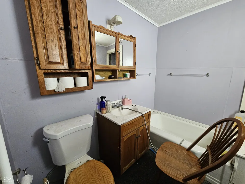 103 Franklin Street Fairland, IN 46126