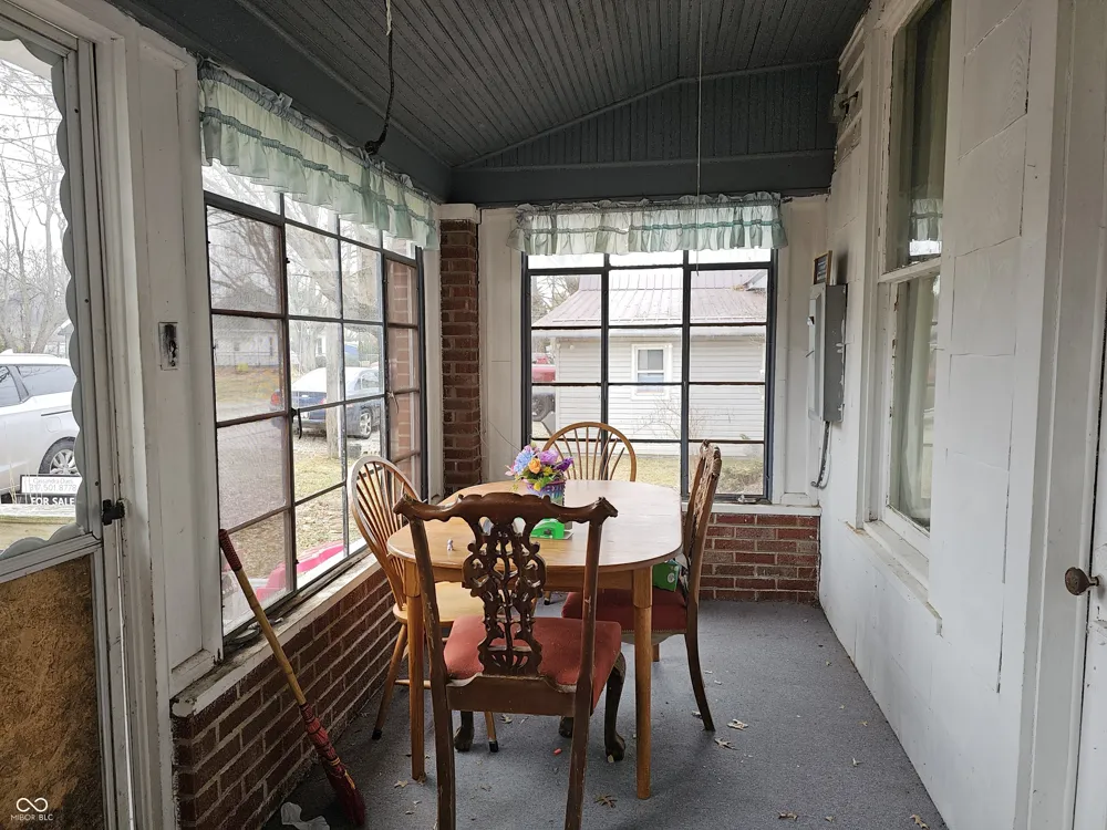 103 Franklin Street Fairland, IN 46126