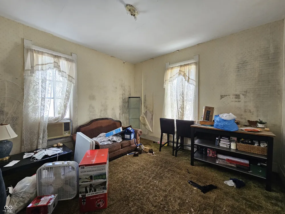 103 Franklin Street Fairland, IN 46126