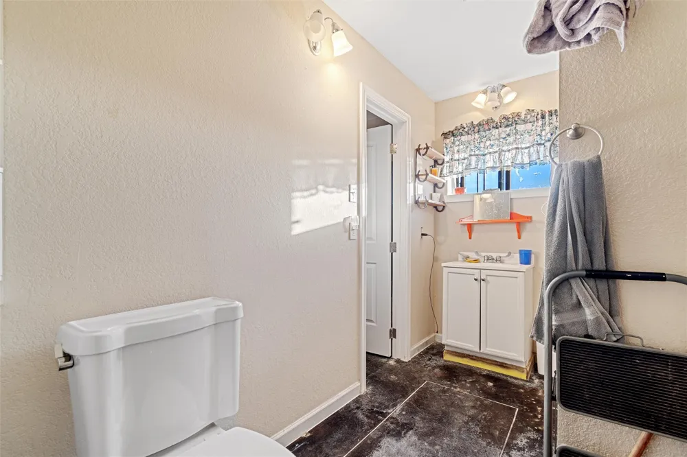 260 Fm 3118 Clifton, TX 76634
