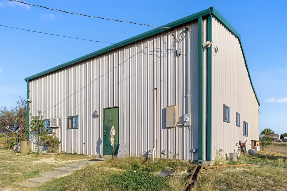 260 Fm 3118 Clifton, TX 76634