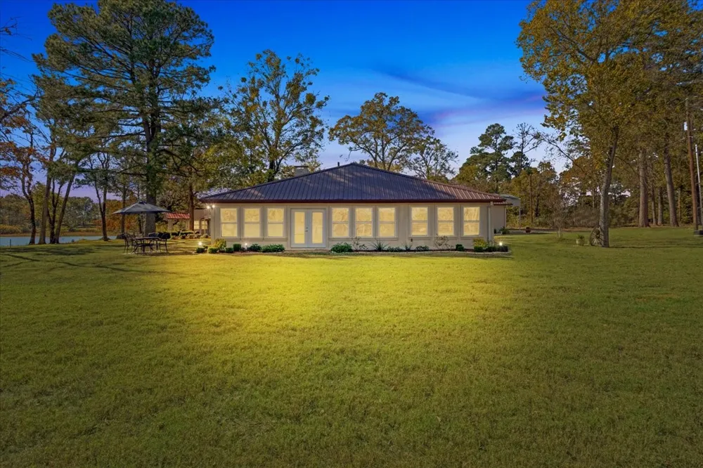 324 County Road 3172 Clarksville, TX 75426