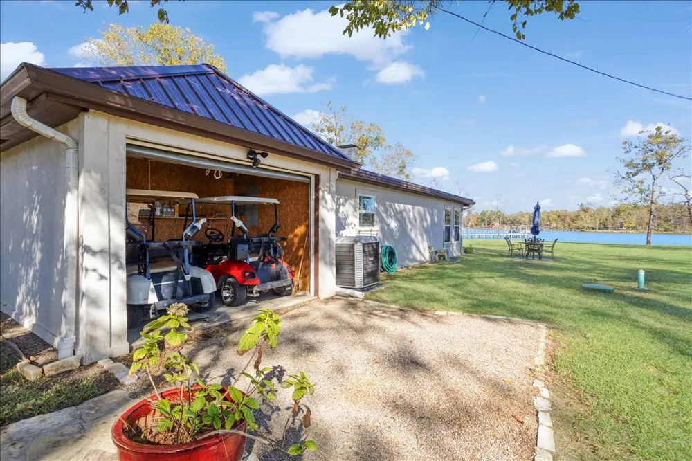 324 County Road 3172 Clarksville, TX 75426