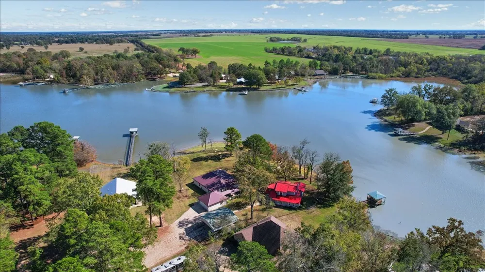 324 County Road 3172 Clarksville, TX 75426