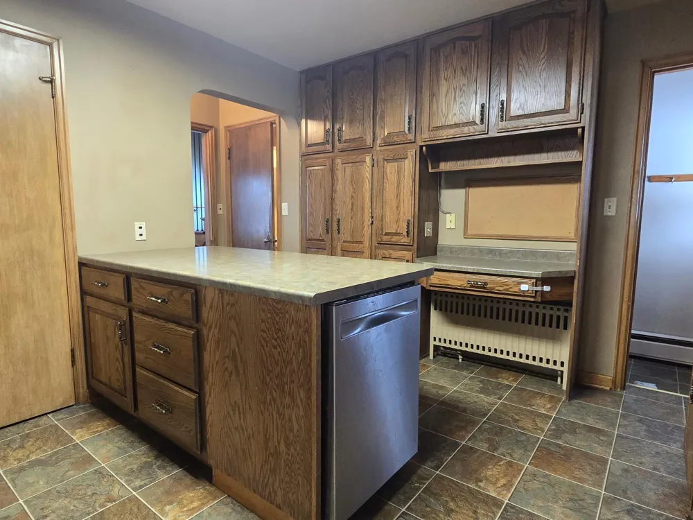 831 4th Avenue SW Pipestone, MN 56164
