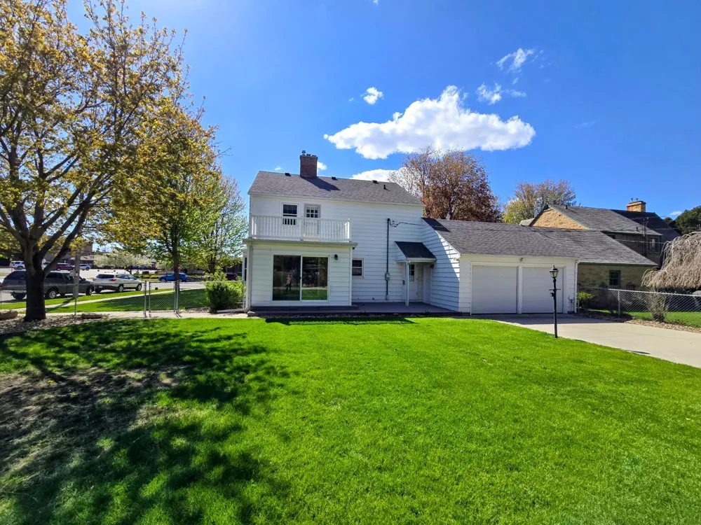 831 4th Avenue SW Pipestone, MN 56164