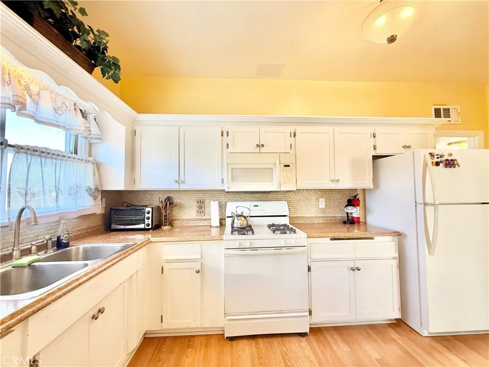 13346 Holly Street Trona, CA 93562