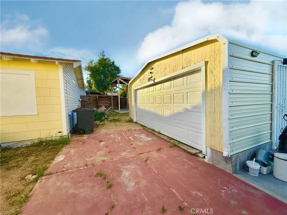 13346 Holly Street Trona, CA 93562