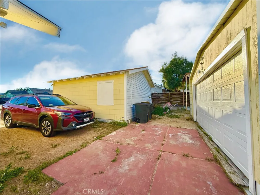 13346 Holly Street Trona, CA 93562