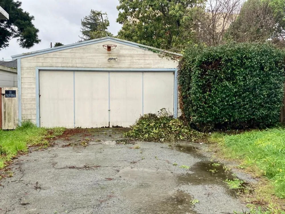 413 Milton Avenue San Bruno, CA 94066