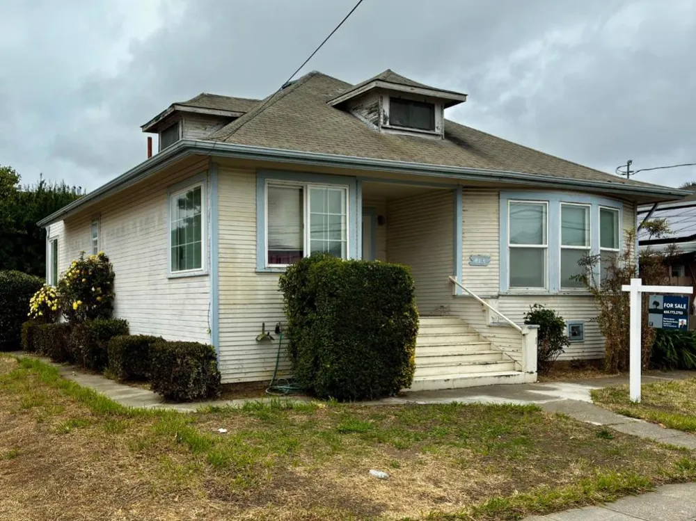 413 Milton Avenue San Bruno, CA 94066