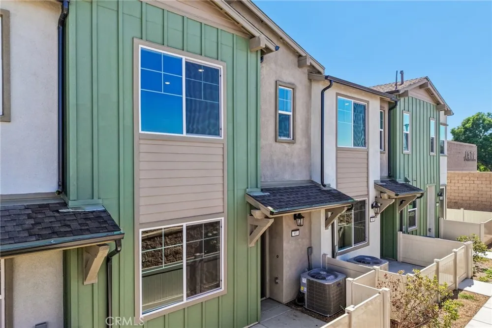 9821 Crossbay Loop #903 Jurupa Valley, CA 92509