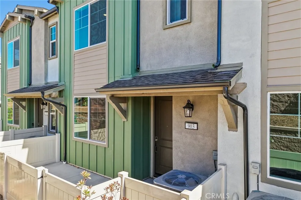 9821 Crossbay Loop #903 Jurupa Valley, CA 92509