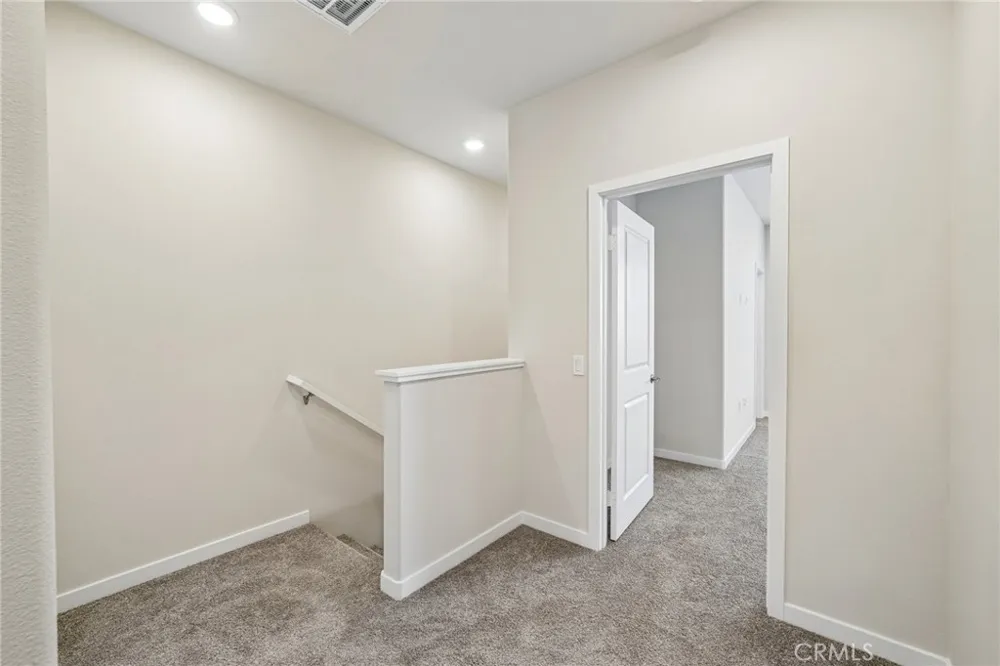 9821 Crossbay Loop #903 Jurupa Valley, CA 92509