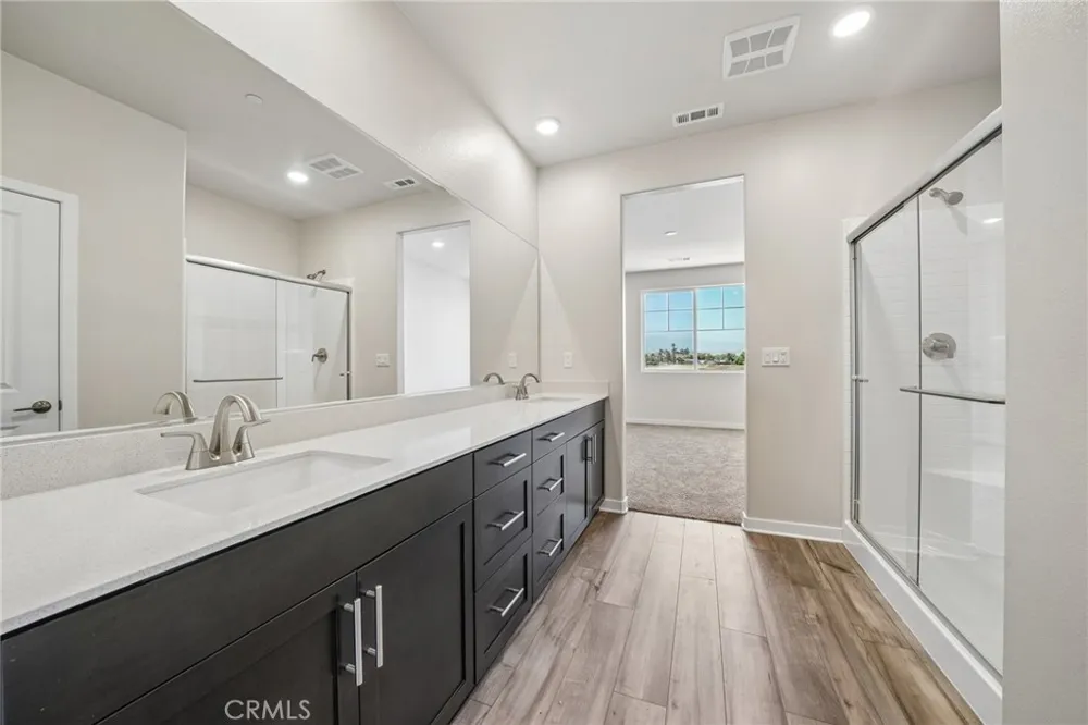 9821 Crossbay Loop #903 Jurupa Valley, CA 92509