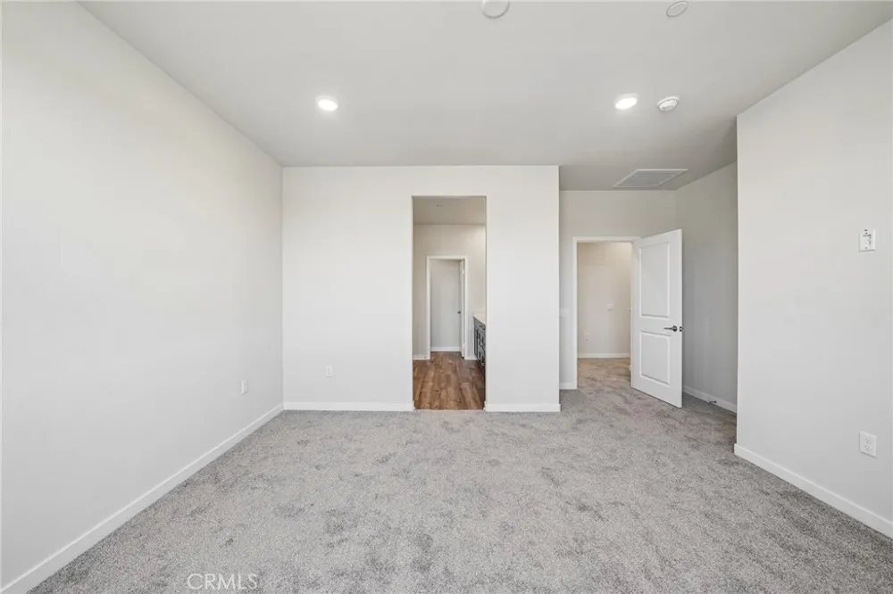 9821 Crossbay Loop #903 Jurupa Valley, CA 92509