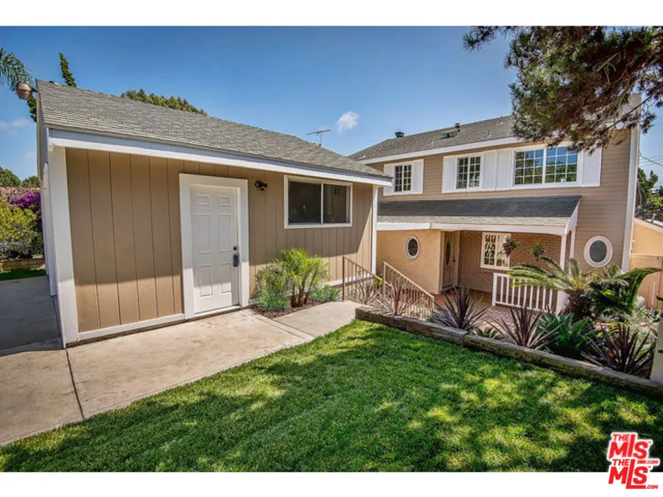 7830 W 83rd Street Playa del Rey, CA 90293