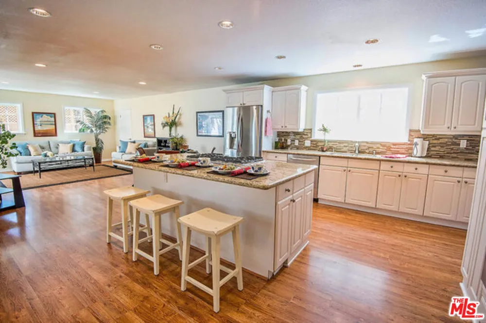 7830 W 83rd Street Playa del Rey, CA 90293