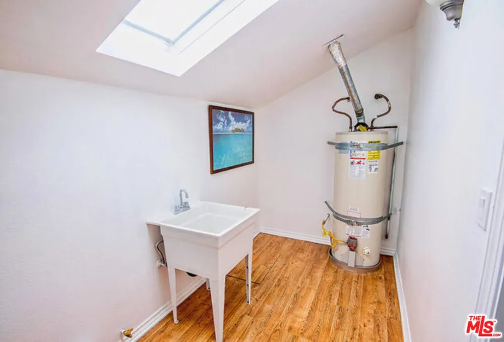 7830 W 83rd Street Playa del Rey, CA 90293
