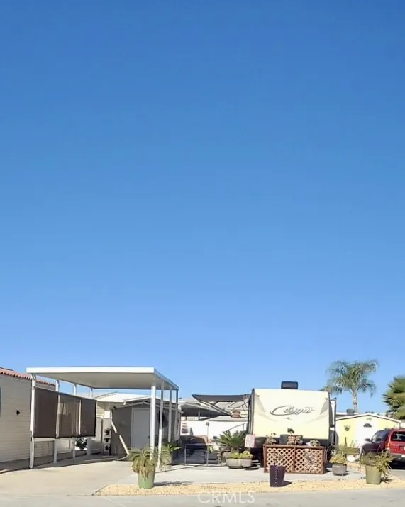 1295 S Cawston Avenue Hemet, CA 92545