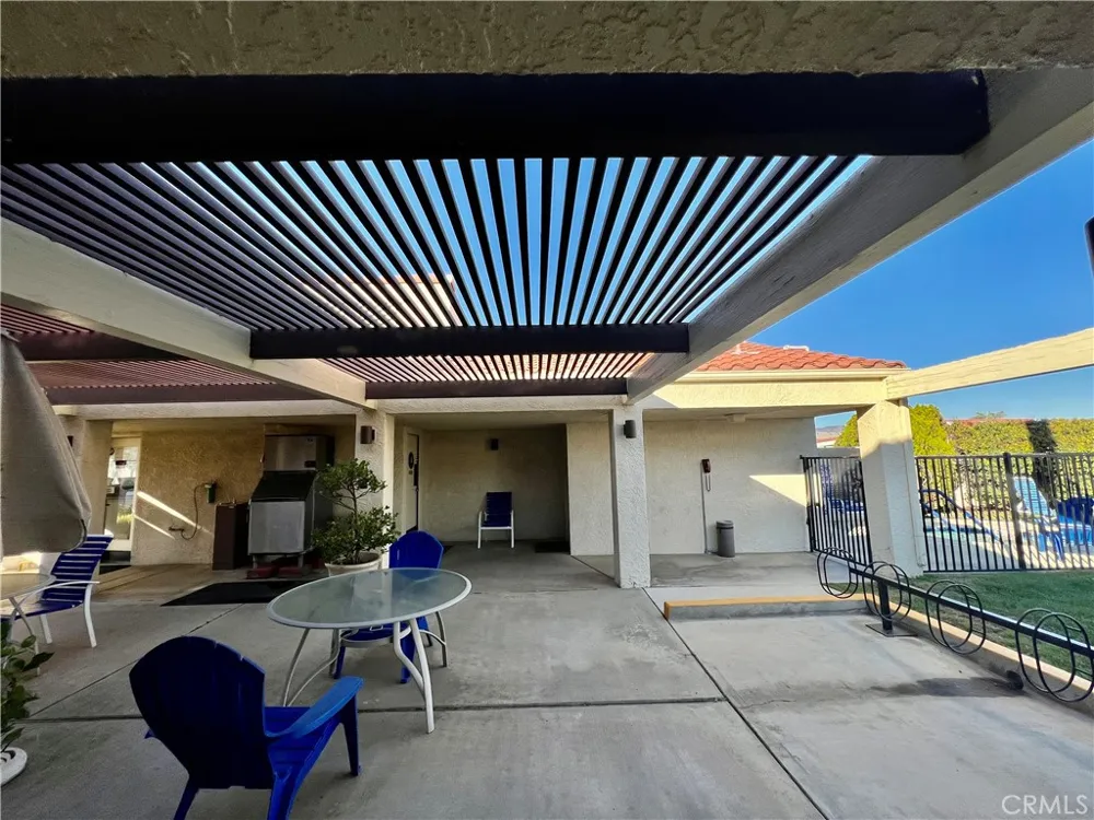 1295 S Cawston Avenue Hemet, CA 92545