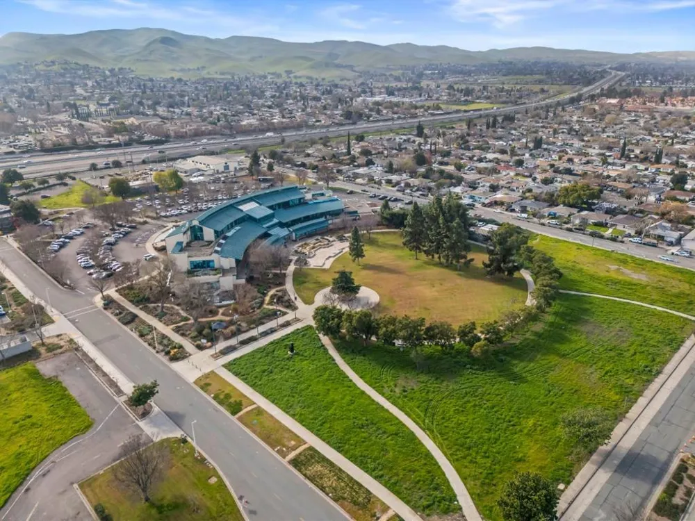 1169 Park West Drive Pittsburg, CA 94565