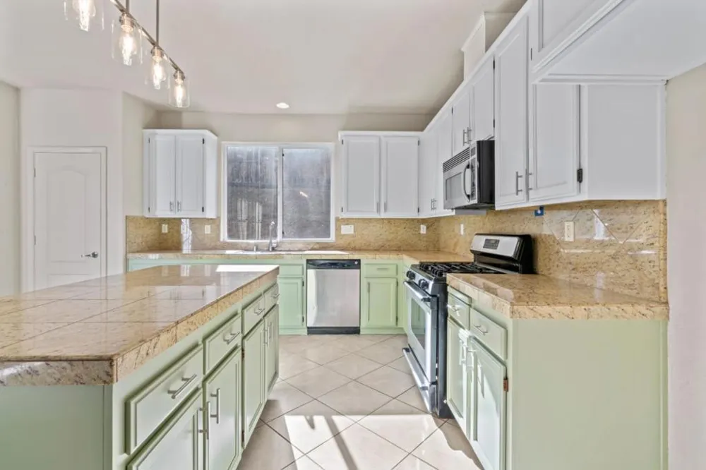 1169 Park West Drive Pittsburg, CA 94565