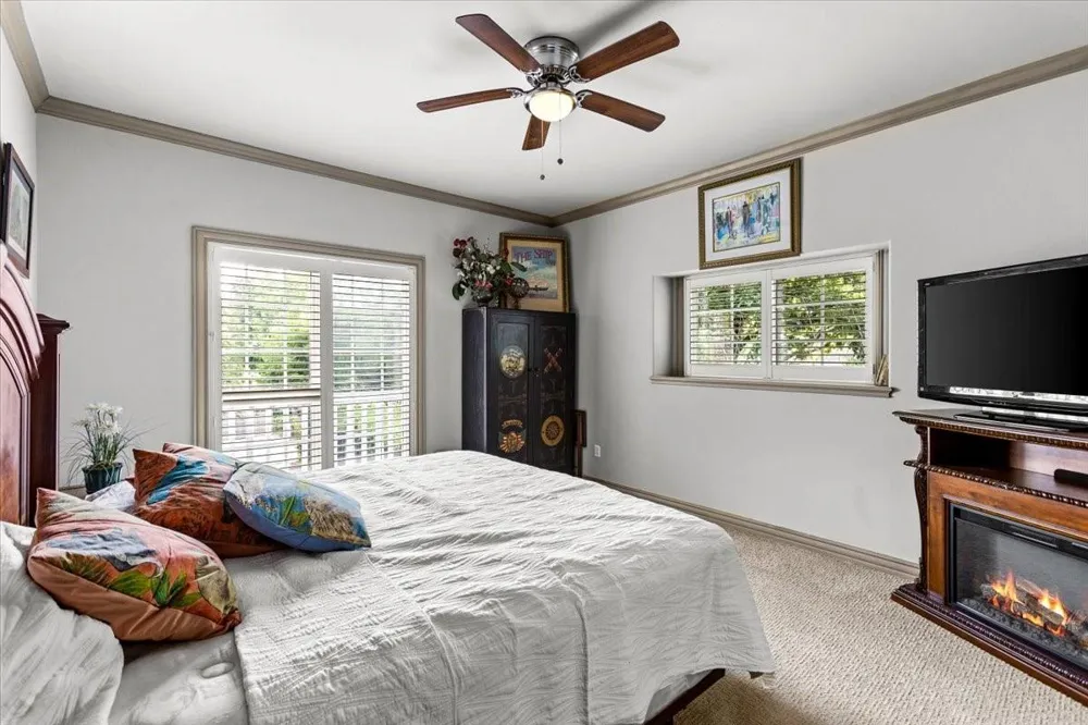 3039 Bayshore Drive Bacliff, TX 77518