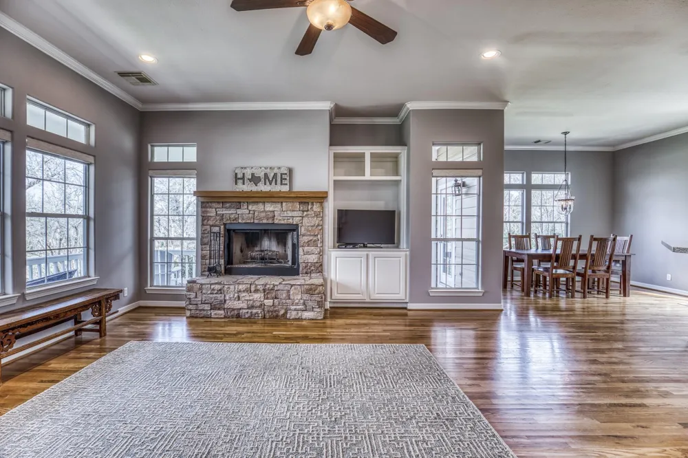10822 Korthauer Bellville, TX 77418