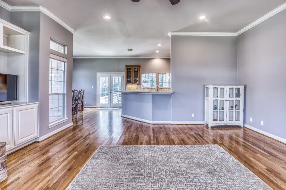 10822 Korthauer Bellville, TX 77418