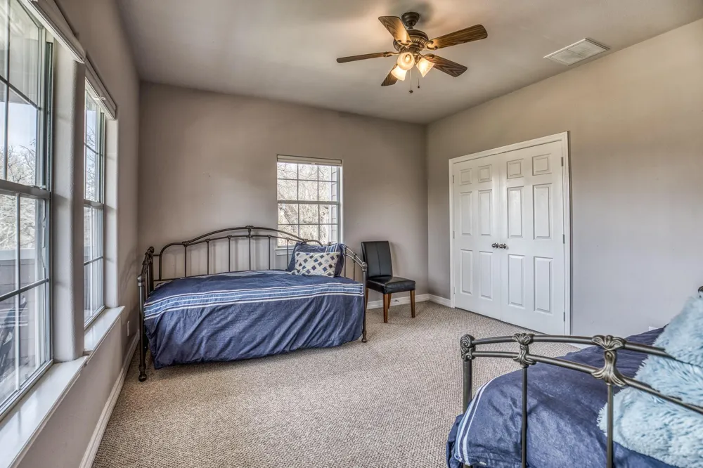 10822 Korthauer Bellville, TX 77418