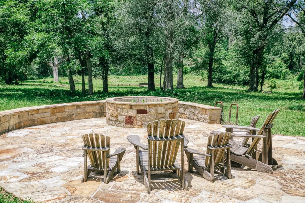 10822 Korthauer Bellville, TX 77418