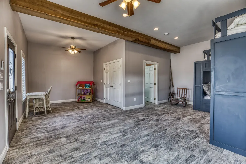 10822 Korthauer Bellville, TX 77418