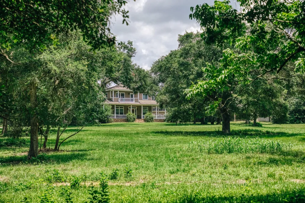 10822 Korthauer Bellville, TX 77418