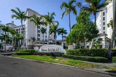 3313 SUNSET KEY CIRCLE #104