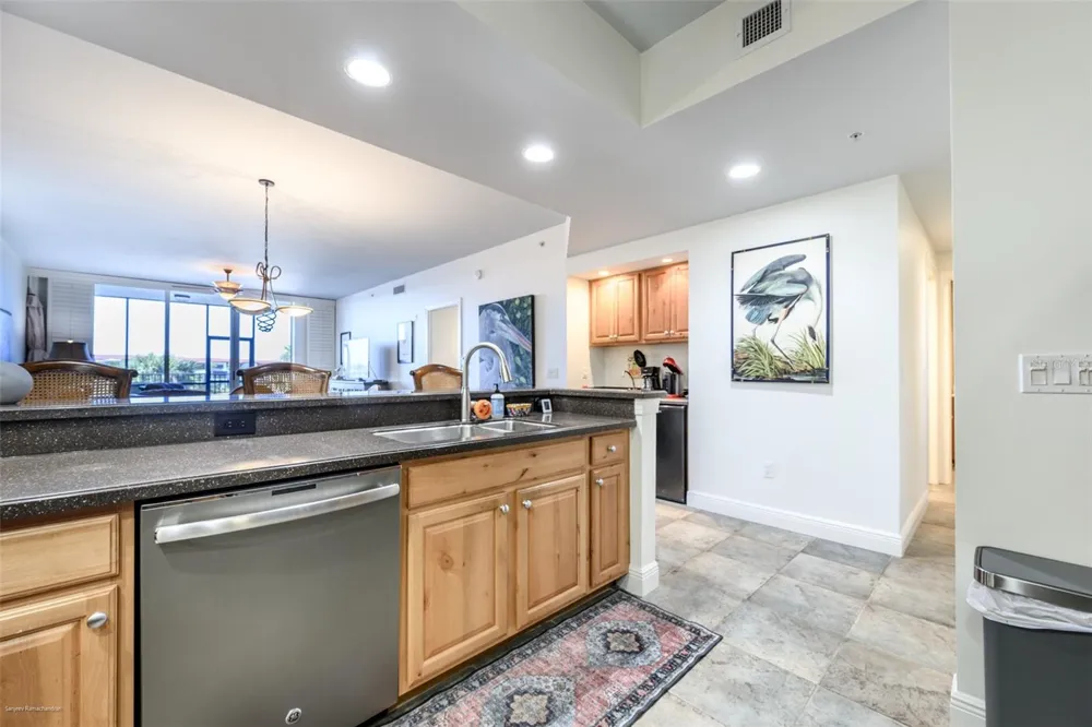 3313 SUNSET KEY CIRCLE #104 Punta Gorda, FL 33955