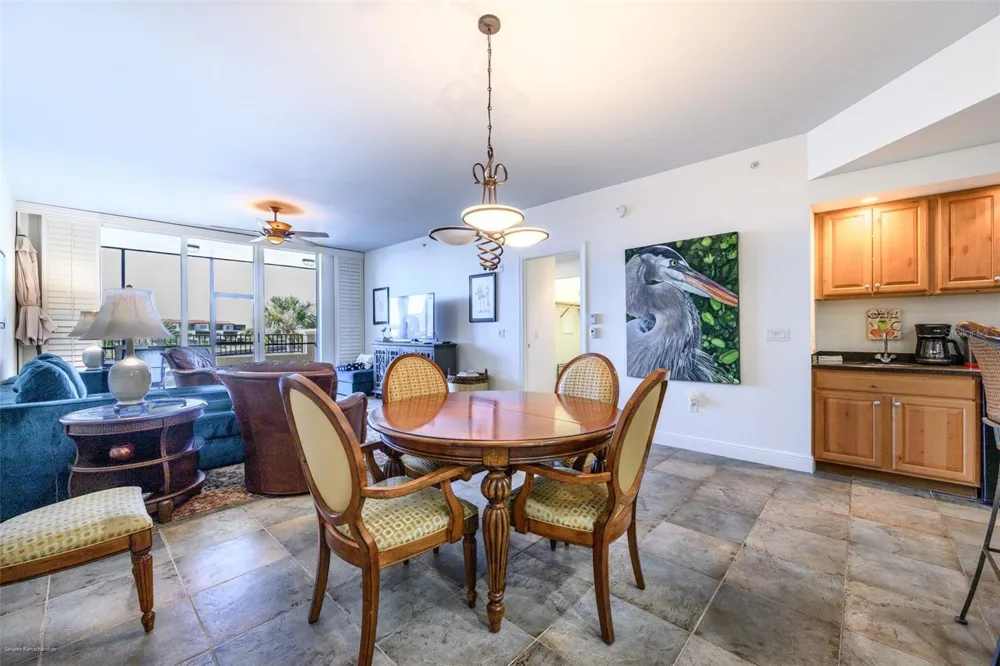 3313 SUNSET KEY CIRCLE #104 Punta Gorda, FL 33955