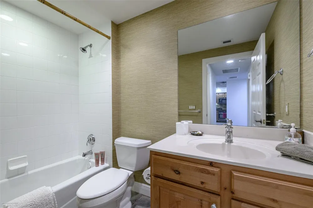 3313 SUNSET KEY CIRCLE #104 Punta Gorda, FL 33955