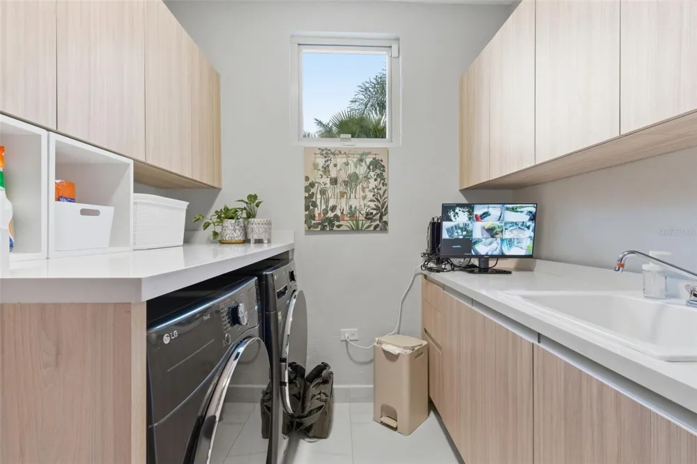 934 ISLA NORTE Dorado, PR 00646