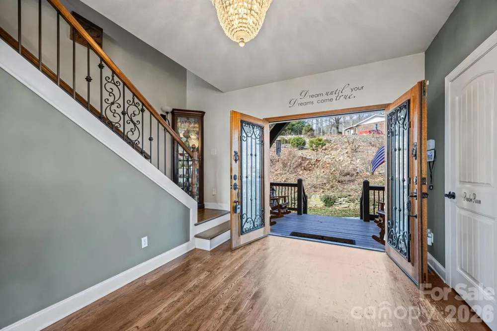 410 Lamp Post Drive Zirconia, NC 28790