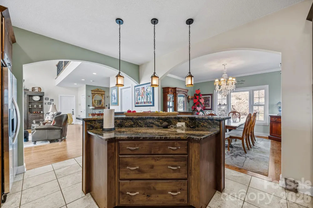 410 Lamp Post Drive Zirconia, NC 28790