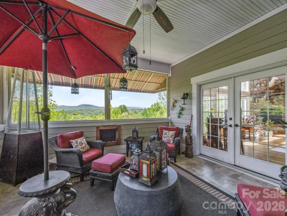 410 Lamp Post Drive Zirconia, NC 28790