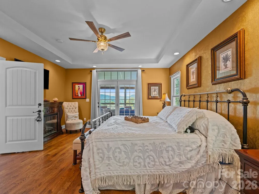 410 Lamp Post Drive Zirconia, NC 28790