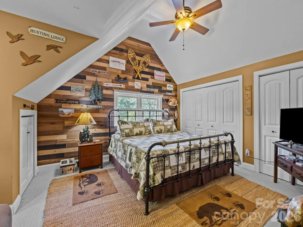 410 Lamp Post Drive Zirconia, NC 28790