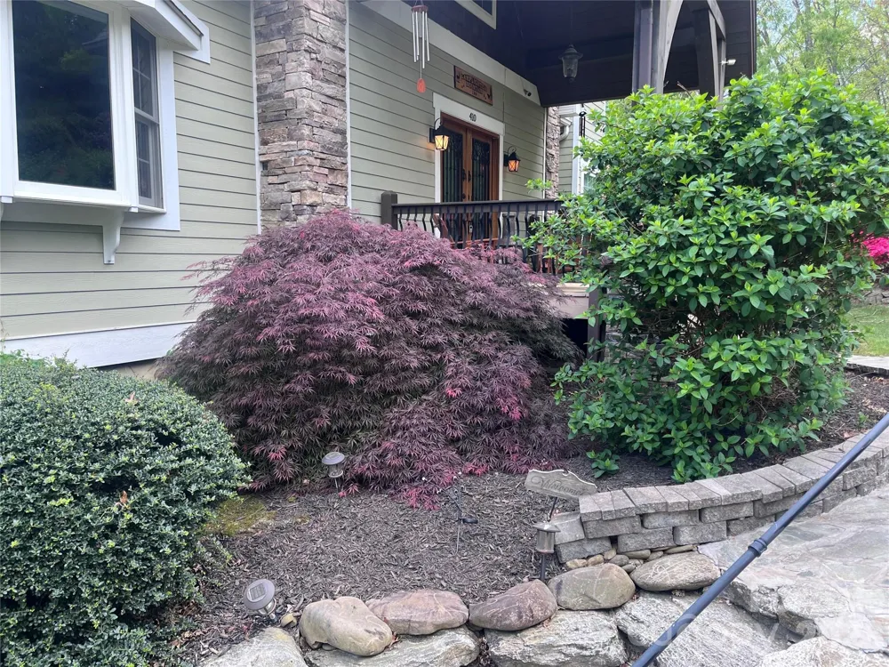 410 Lamp Post Drive Zirconia, NC 28790