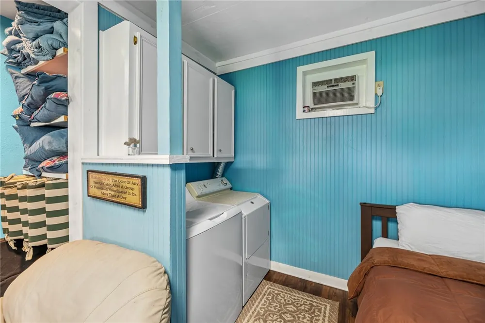 1402 Van Buren Port O'Connor, TX 77982