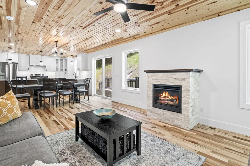4144 S Sugar Loaf Mountain Road Cleveland Township, MI 49621