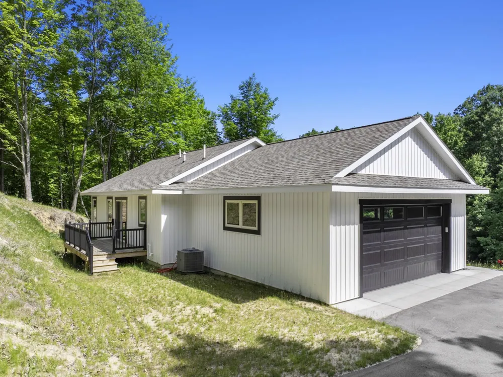 4144 S Sugar Loaf Mountain Road Cleveland Township, MI 49621